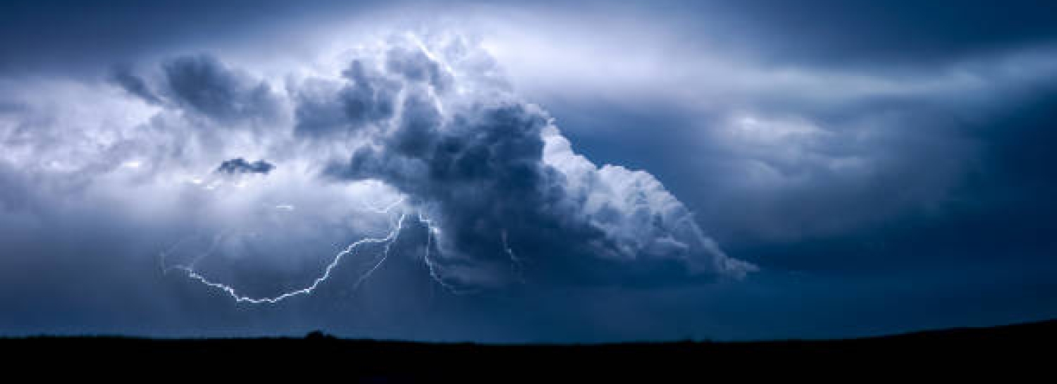 Randonné sous l'orage au Touches.⛈️