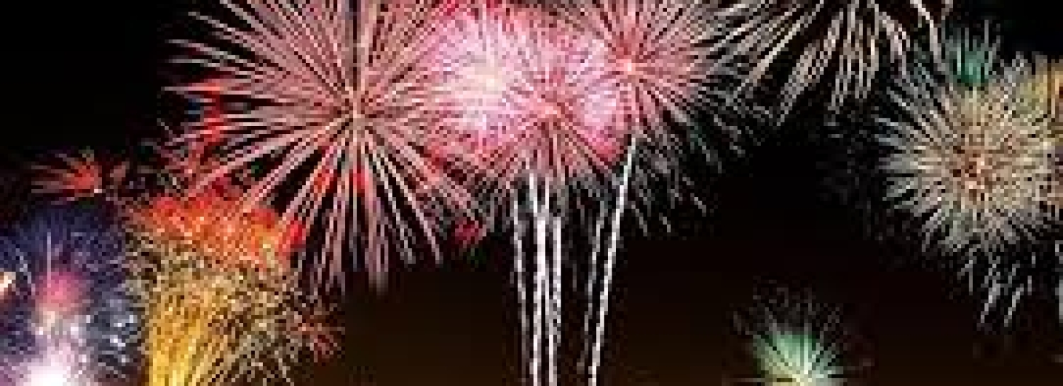 Picnic et jeux en haut du terril d'Abbaretz + Feux d'artifices. 🎆