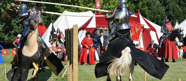 Tournoi de chevalerie au château du Plessis-Bourré