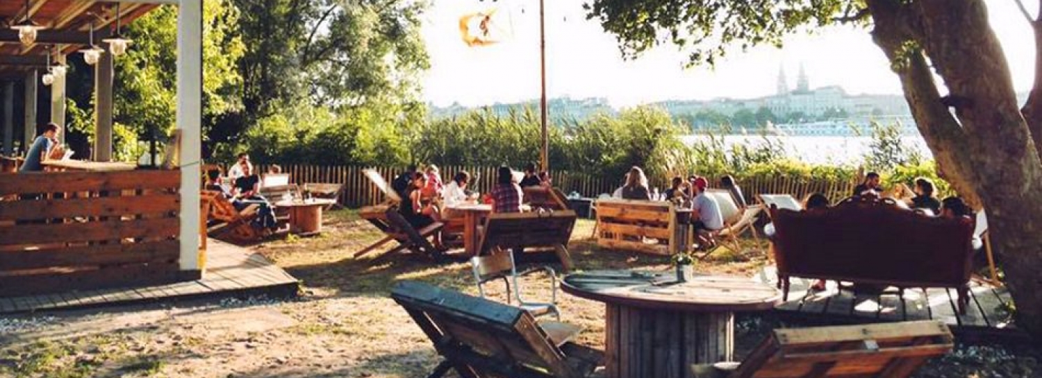 Dîner les pieds dans le sable à Bordeaux